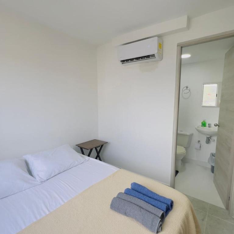 Beach Lotus 1203 - Two-Bedroom Apartment with View - 3