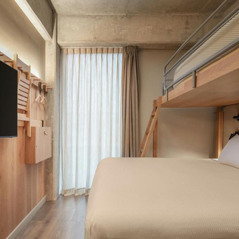 Moxy Tulum - Moxy King Room with Twin Bunk - 2