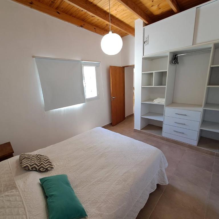 Casa Familiar con Piscina en El Cóndor - a 20' de Viedma - Casa de 2 dormitorios - 7