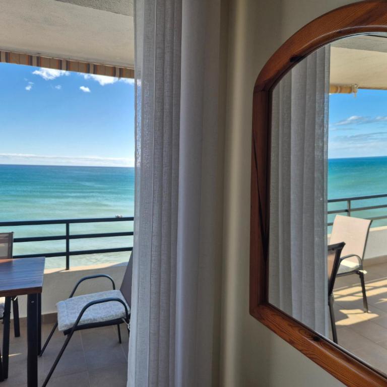 Mediterrani - Primera linea de mar - Apartamento de 3 dormitorios - 22