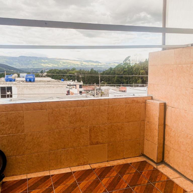 Tu casa en Quito - Three-Bedroom Apartment - 13
