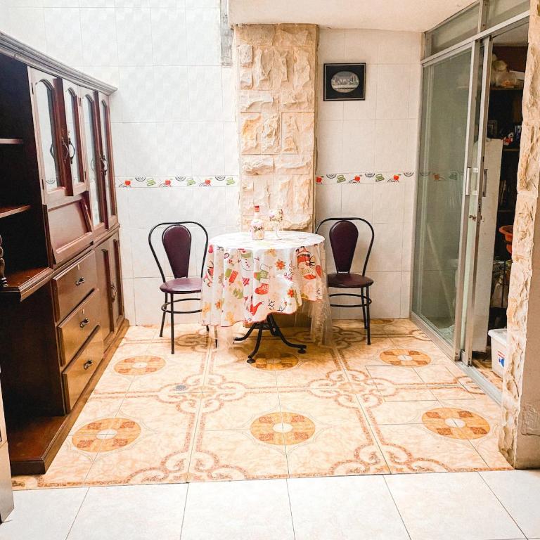 Tu casa en Quito - Three-Bedroom Apartment - 15