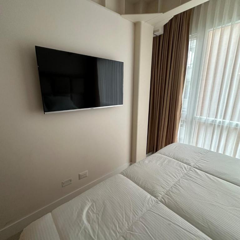 Elegant 1-Bedroom Apartment with Coworking Space - Apartamento de 2 dormitorios - 9