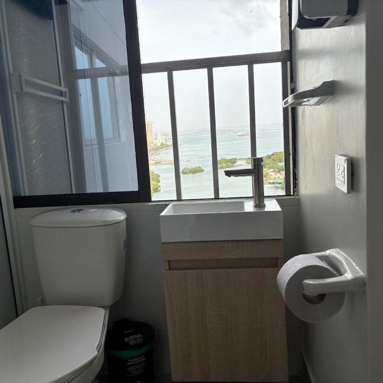 Dream view near the sea and historic center - Three-Bedroom Apartment - 7