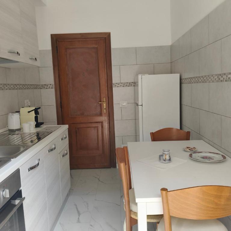 Zefira in Rome - Two-Bedroom Apartment - 8