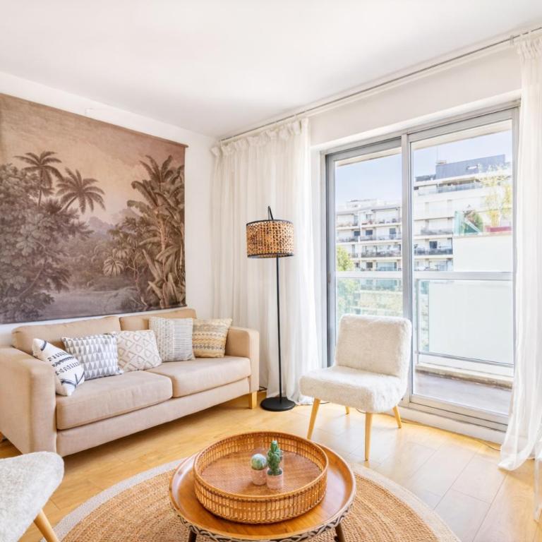 Grand Studio 50 m2 Balcon Porte de Versailles - Appartement 2 Chambres - 2