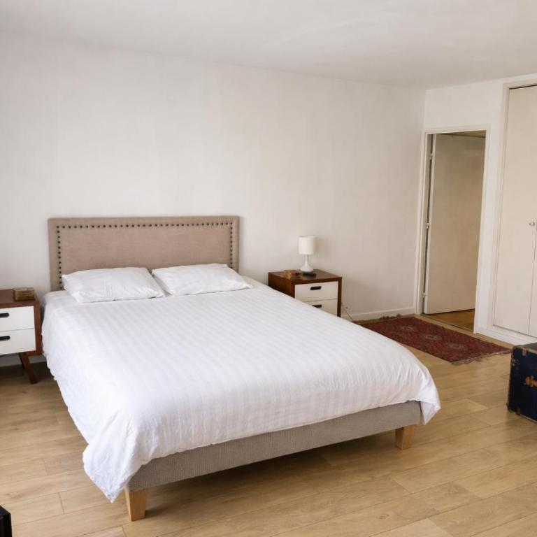 Grand Studio 50 m2 Balcon Porte de Versailles - Appartement 2 Chambres - 4