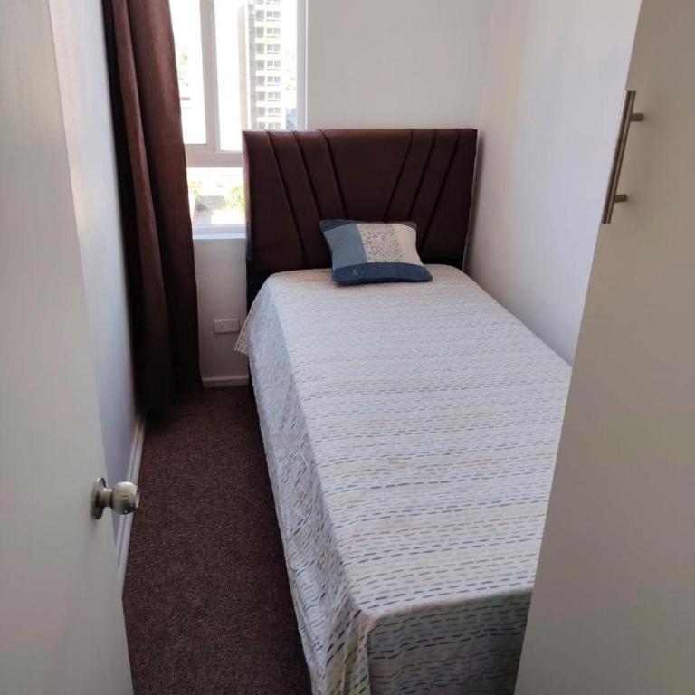 Departamento amoblado - Three-Bedroom Apartment - 2
