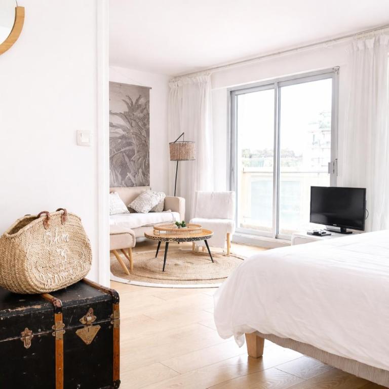 Grand Studio 50 m2 Balcon Porte de Versailles - Appartement 2 Chambres - 10