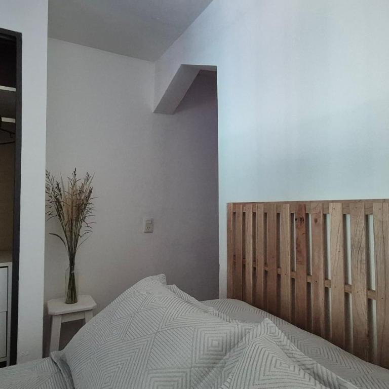 Departamento tranquilo cerca de la terminal Villa General Belgrano a 5 cuadras del centro - Apartamento de 1 dormitorio - 5