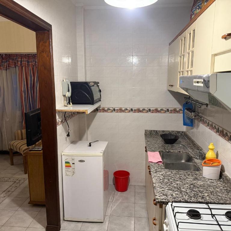 Brown y Sarmiento - Apartamento de 3 dormitorios - 14
