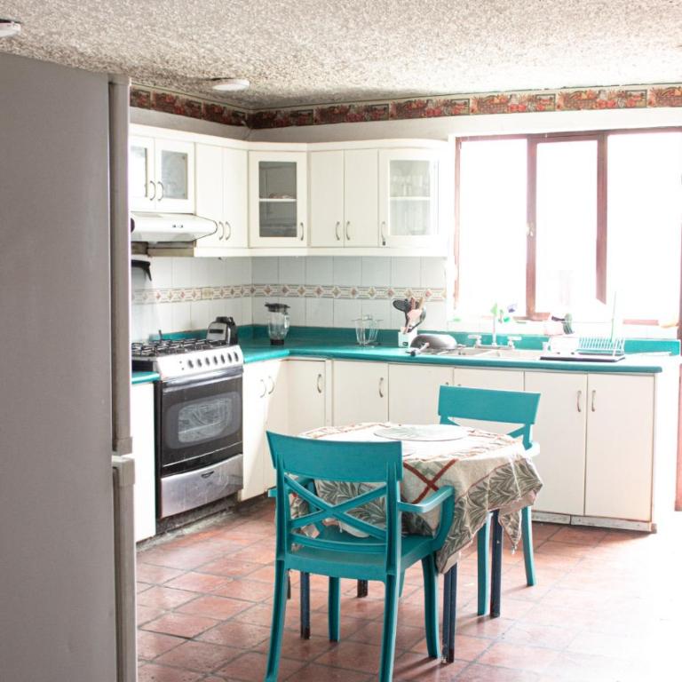 Apartamento en tercer piso con 2 habitaciones y terraza - Apartamento de 1 dormitorio - 3