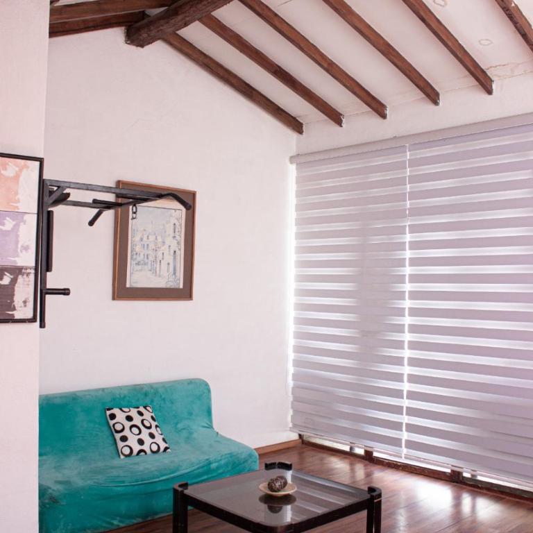Apartamento en tercer piso con 2 habitaciones y terraza - Apartamento de 1 dormitorio - 13