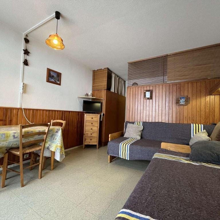 Studio 4 personnes au pied des pistes, WiFi gratuit - FR-1-525-309 - Appartamento - 1