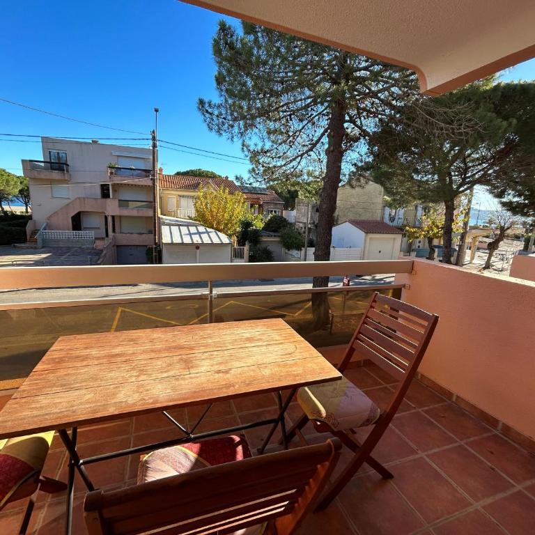 Appartement pour 4 avec parking à 50m de la plage - FR-1-837-88 - Appartement - 1