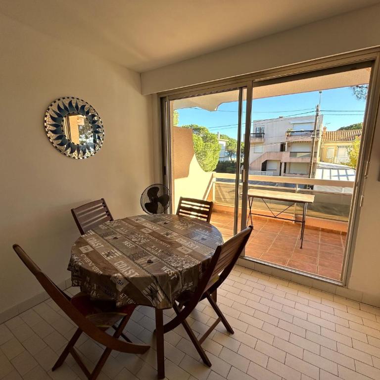 Appartement pour 4 avec parking à 50m de la plage - FR-1-837-88 - Appartement - 15