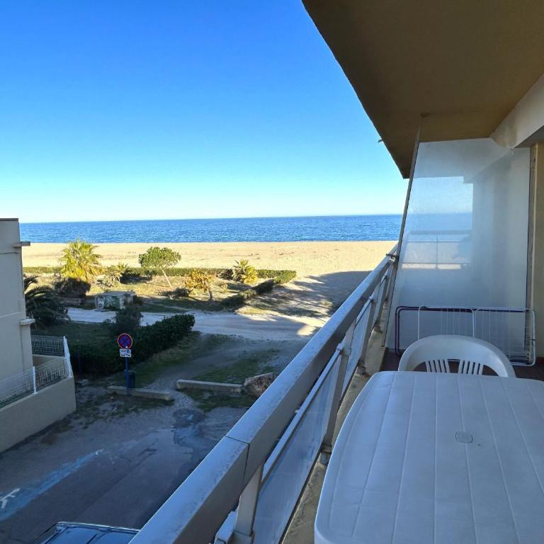 Appartement avec Parking en Bord de Plage - FR-1-837-89 - Apartment - 1