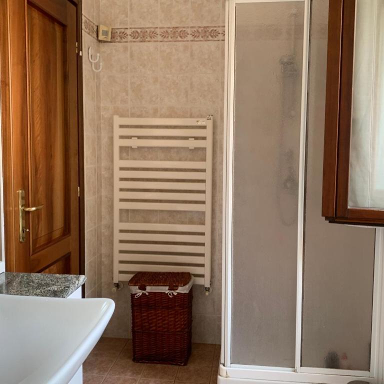 Casa Vacanze a Luino - Casa di Adele - Casa con 2 Camere da Letto - 2