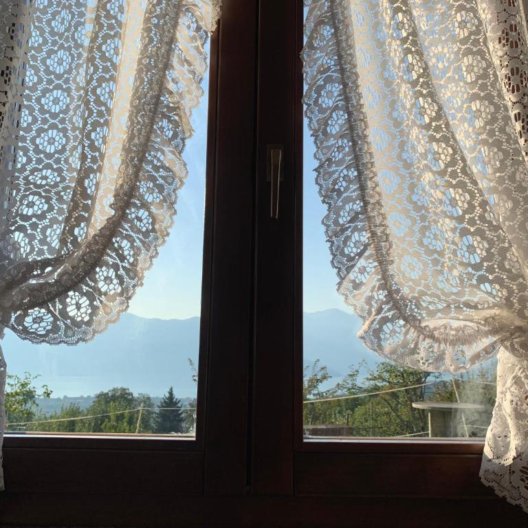 Casa Vacanze a Luino - Casa di Adele - Casa con 2 Camere da Letto - 12
