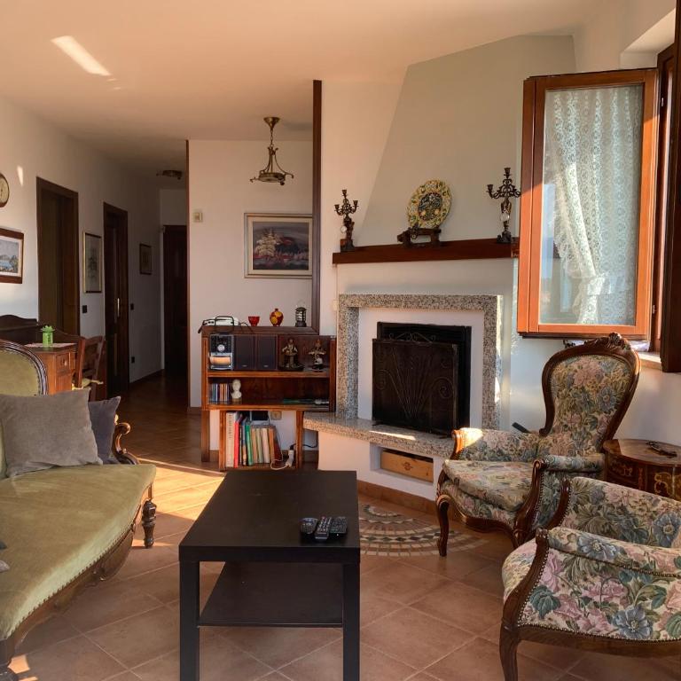 Casa Vacanze a Luino - Casa di Adele - Casa con 2 Camere da Letto - 16