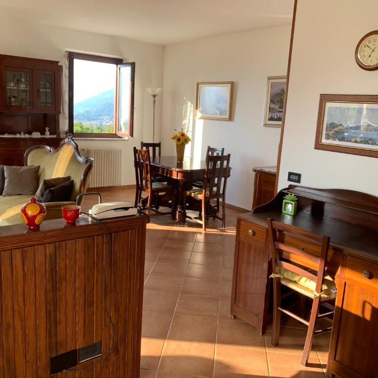 Casa Vacanze a Luino - Casa di Adele - Casa con 2 Camere da Letto - 17