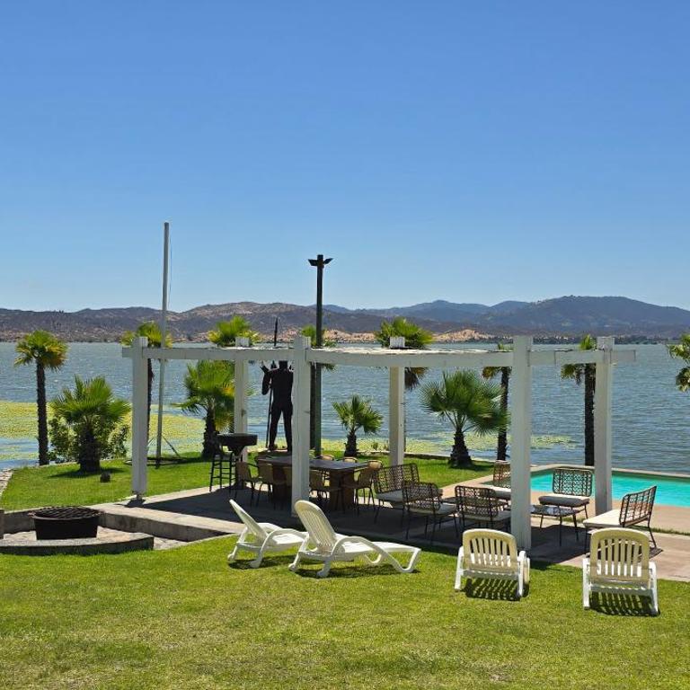 Casa Lago Rapel - Three-Bedroom House - 1