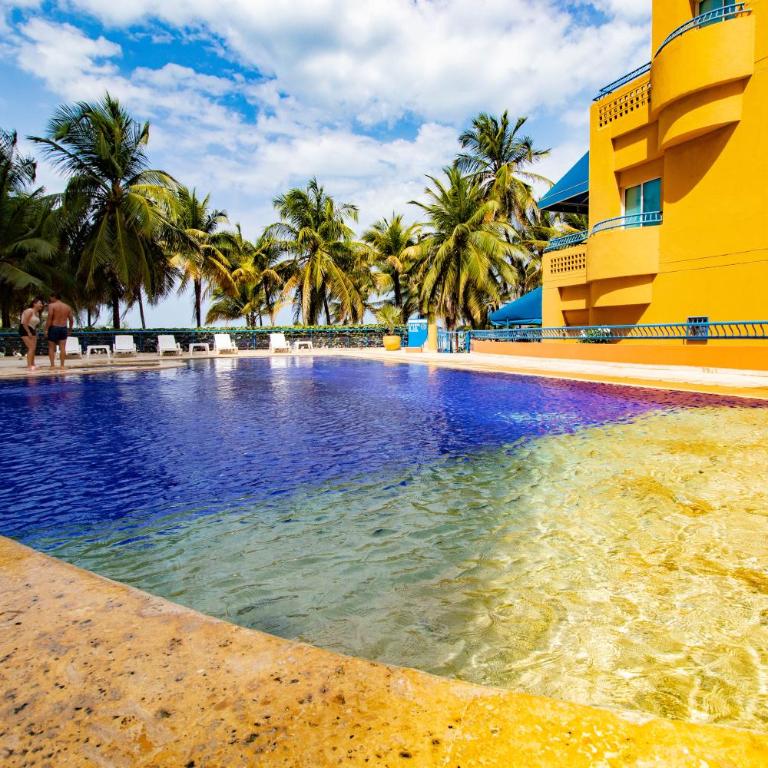Caribbean Beachfront Getaway - Two-Bedroom Apartment - Oceanfront - 34
