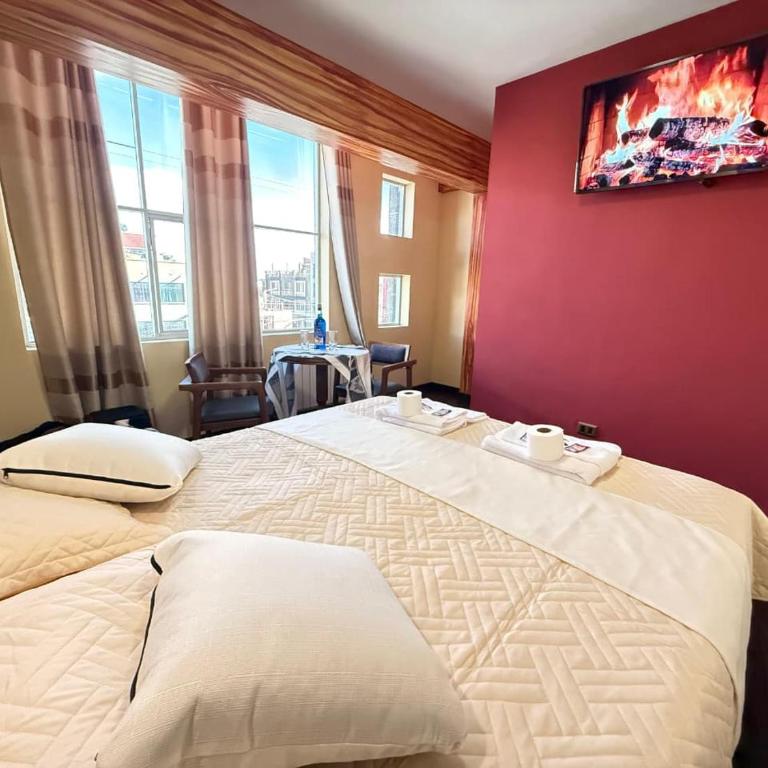 Hotel Elom - Suite con vistas a la ciudad - 3
