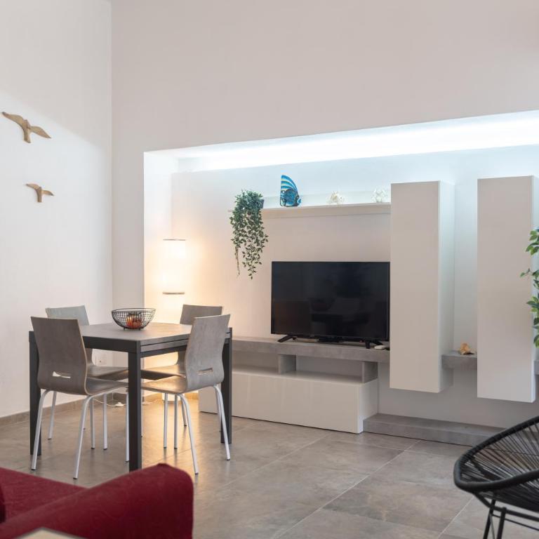 Gaura Apartment - Appartamento con 1 Camera da Letto e Balcone - 4