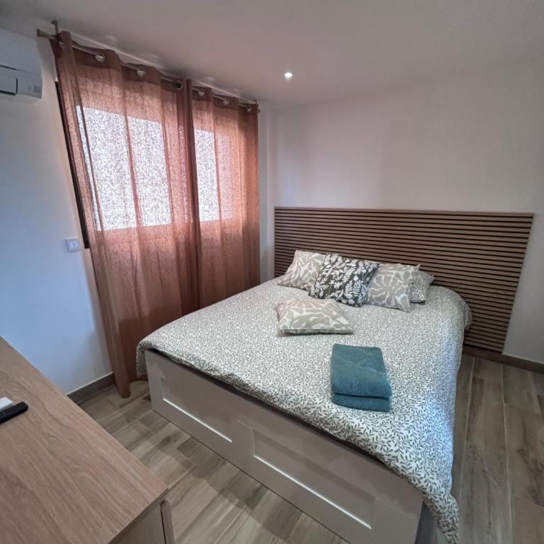 Chic & cozy 2 chambres , climatisée , rénové au calme - Appartement 2 Chambres - 6