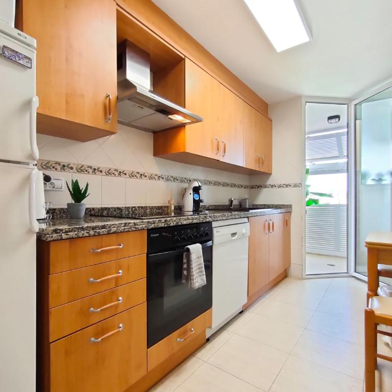 El ático de Alicia con terraza panorámica a pie de playa - Apartamento de 2 dormitorios - 26