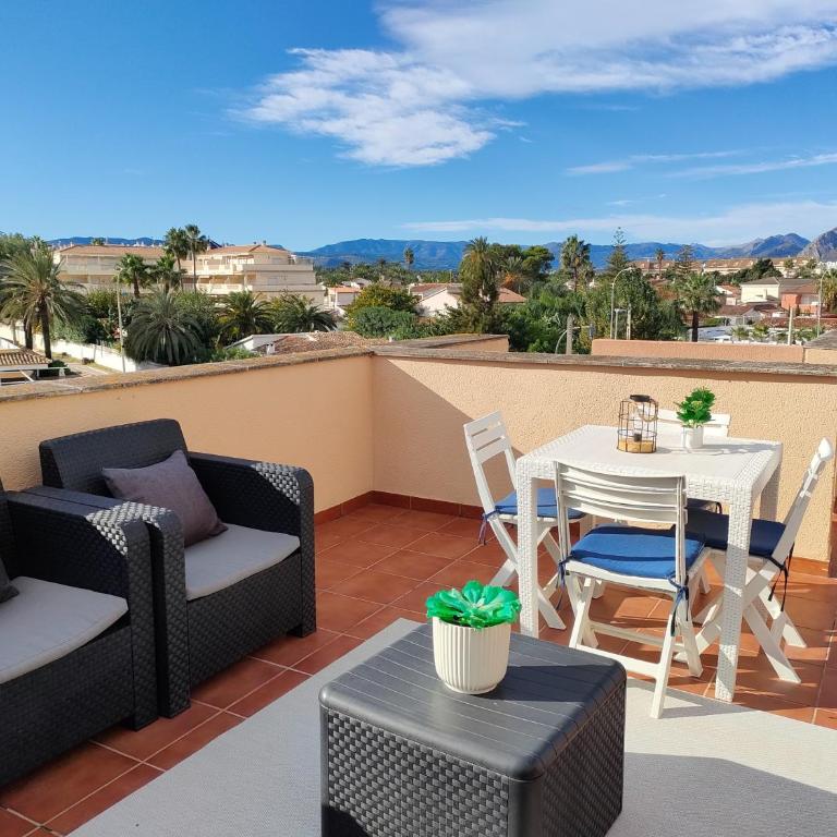El ático de Alicia con terraza panorámica a pie de playa - Apartamento de 2 dormitorios - 4