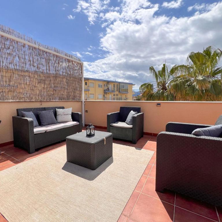 El ático de Alicia con terraza panorámica a pie de playa - Apartamento de 2 dormitorios - 11