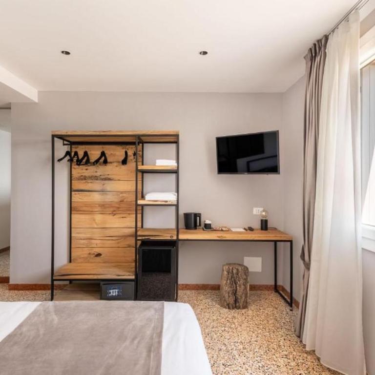 Sea Tower Torre Telemetrica Lido di Venezia - Deluxe Double Room with Sea View Nr. 5 - 2