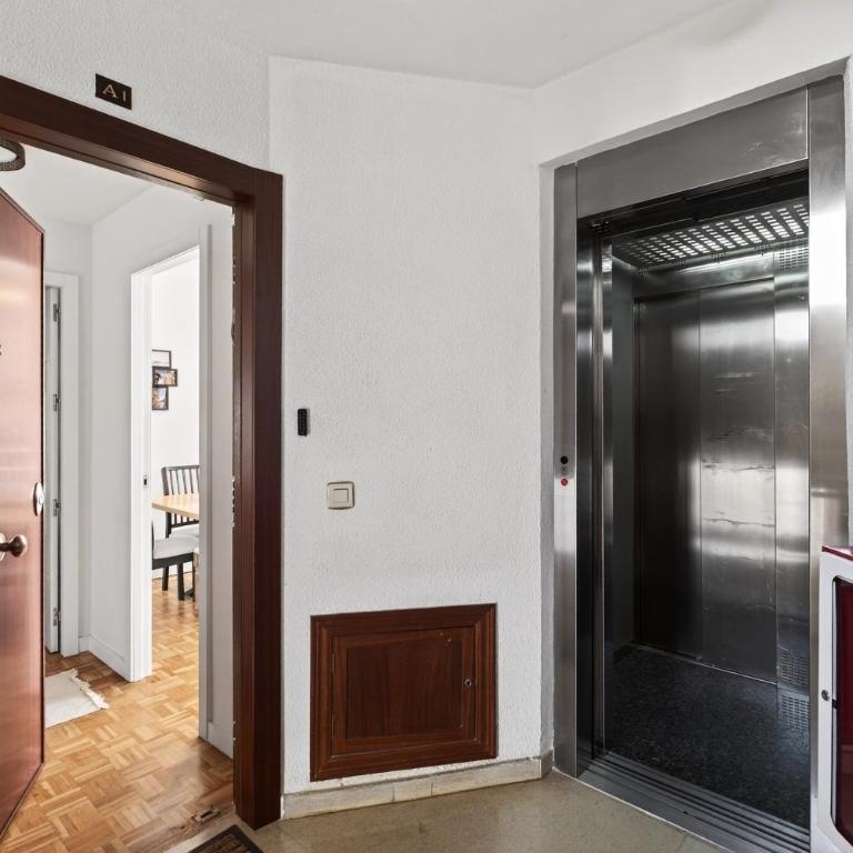 New apartment in the city center 3beds, 2baths & parking - Apartamento Superior con 3 dormitorios - 38