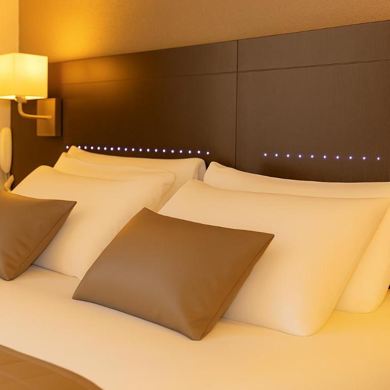 Hôtel Croix des Bretons - Lourdes Pyrénées - Chambre Double - 1