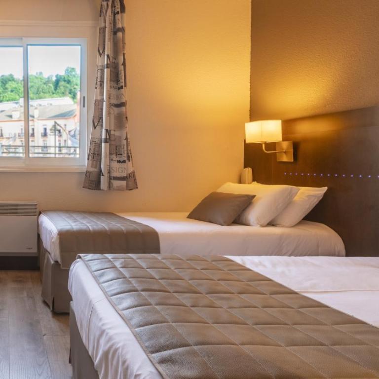 Hôtel Croix des Bretons - Lourdes Pyrénées - Petite Chambre Double ou Lits Jumeaux - 6