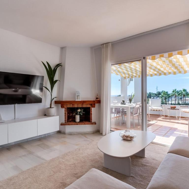 Ultimate Rentals - Coastal Escape - Apartment w Terrace & Sea View - Apartamento - 7