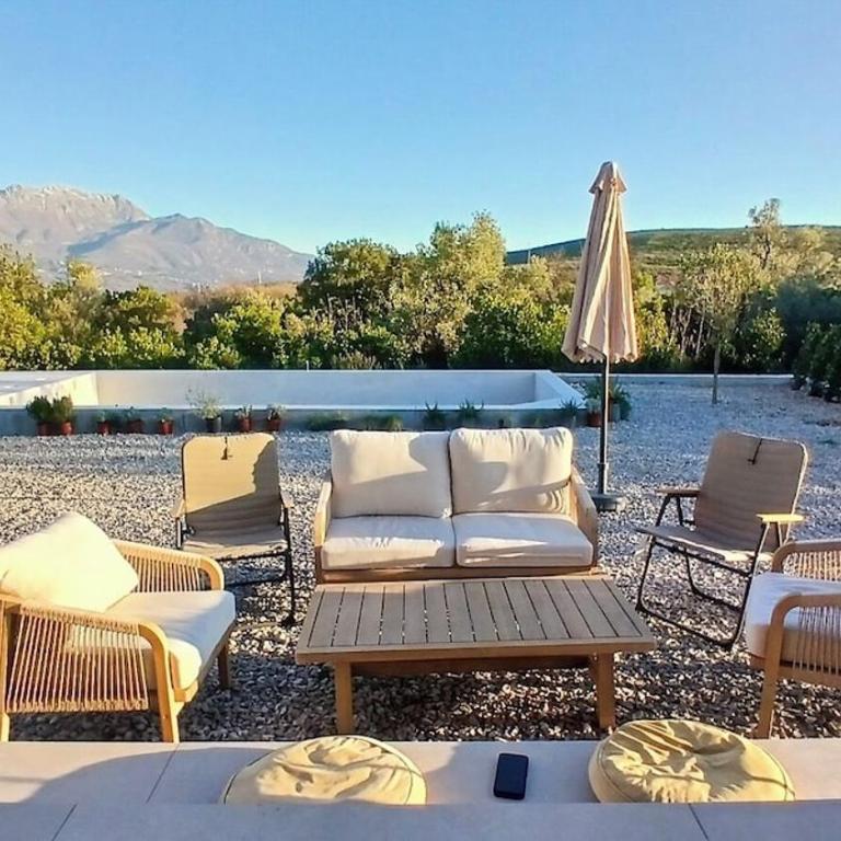 Casa Del Sol - Stone villa with a pool and 4-bedrooms in Lustica peninsula - Villa - 5