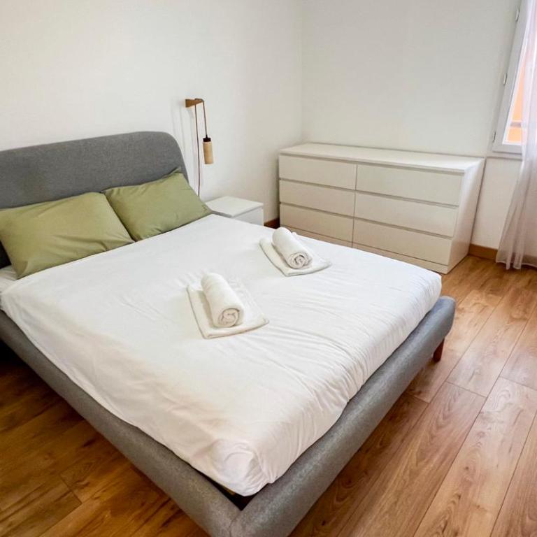Private parking - AC - Secure residence - Appartement 2 Chambres - 22