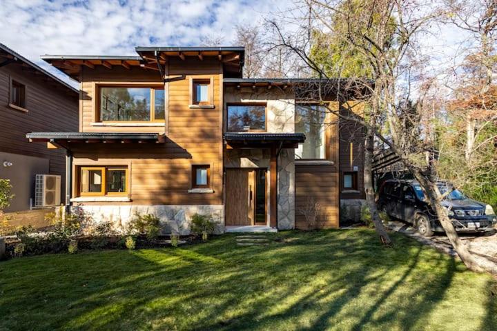 Vive Bariloche - Casas Departamentos - Casa de 4 dormitorios - 1