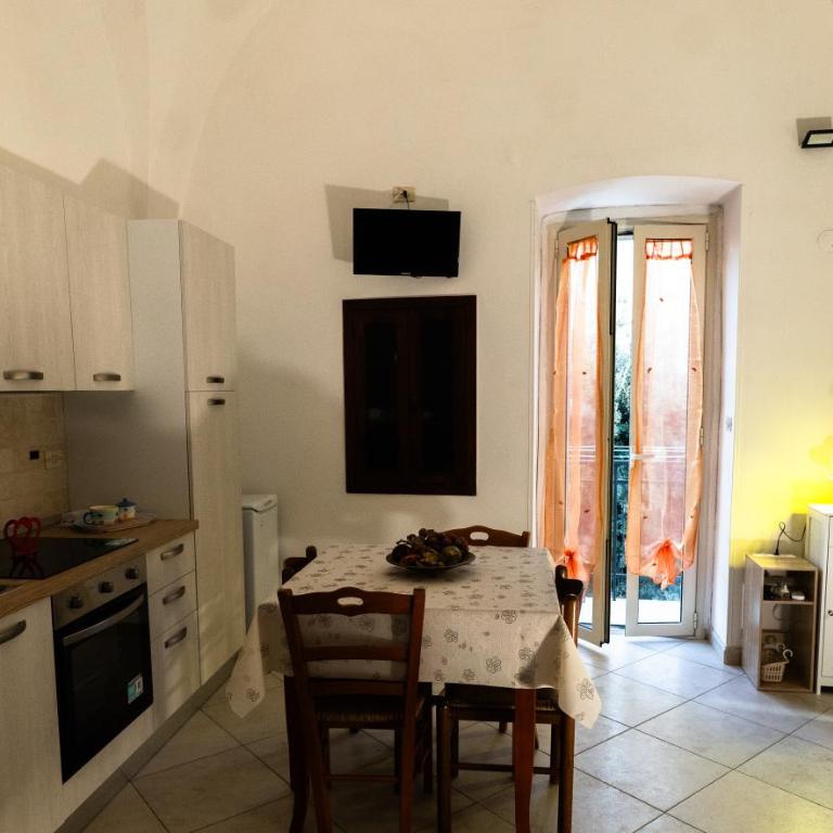 Monolocale finemente ristrutturato - Monolocale Familiare - 40