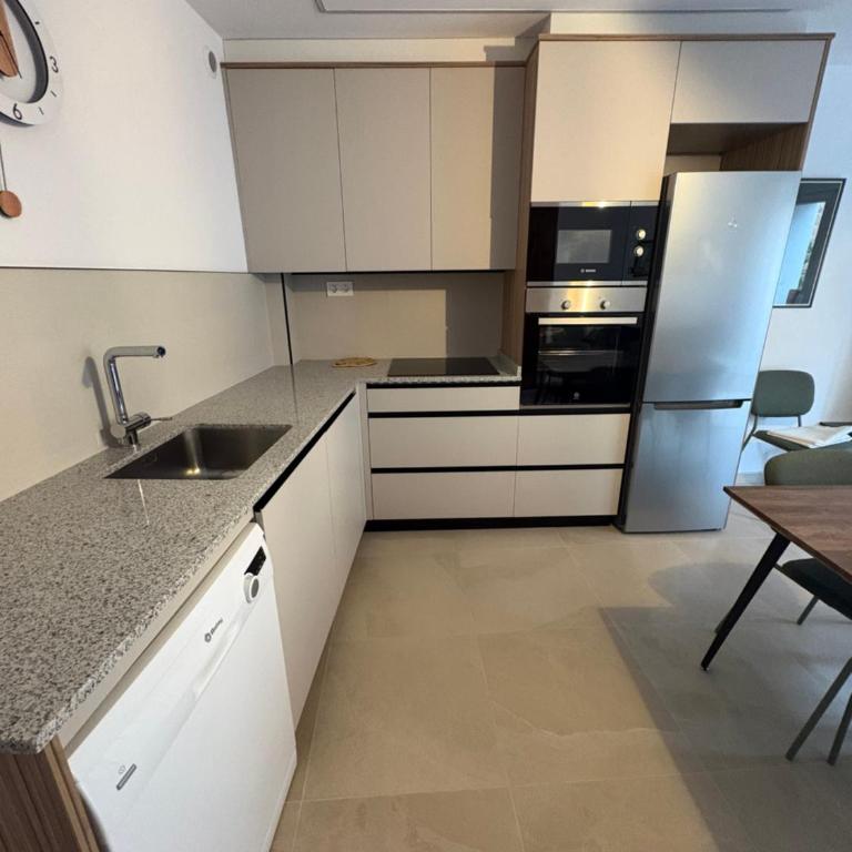 Casa Brillantes - Three-Bedroom Apartment - 10