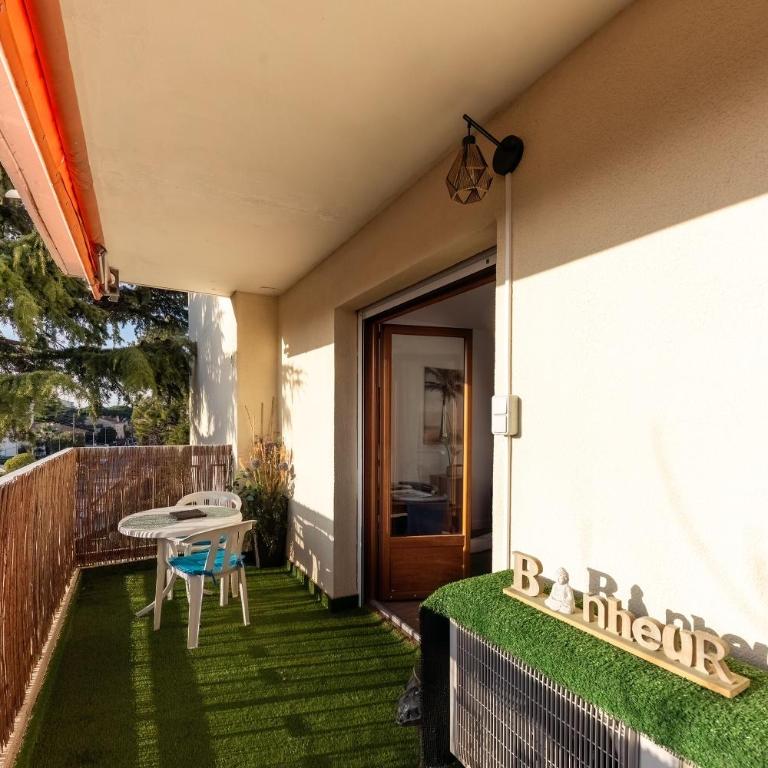 Le Fabre Azur - 600 m de la plage parking - Studio - 12