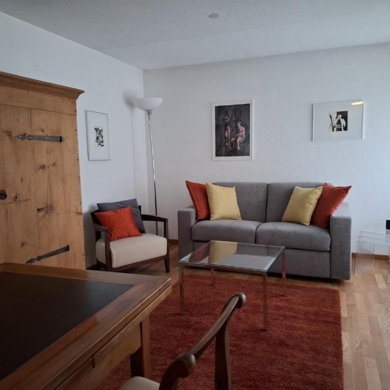Valbella - Apartment mit Blick auf die Berge - 3