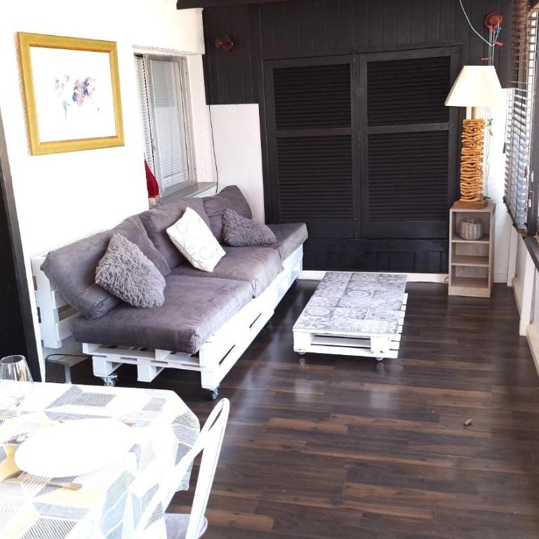 Ático centrico, 50m de la playa, vista al mar y al Peñon, gran terraza, parking, wifi fibra - Apartamento Ático - 11
