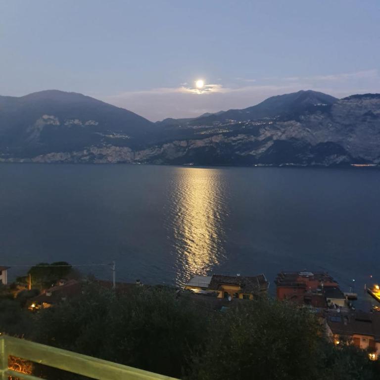 La casa della Luna nel Lago - Appartamento con 3 Camere da Letto - 50