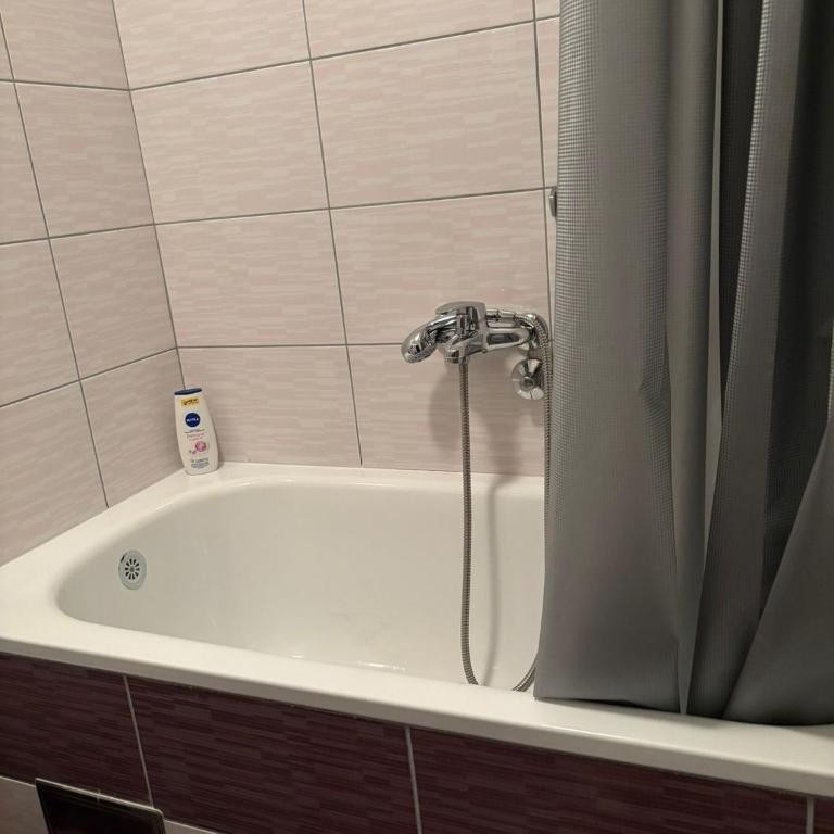 Apartman Pale centar - Two-Bedroom Apartment - 11