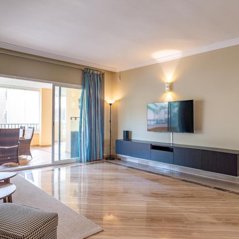 Hacienda Playa - Apartamento de 3 dormitorios con vistas - 8