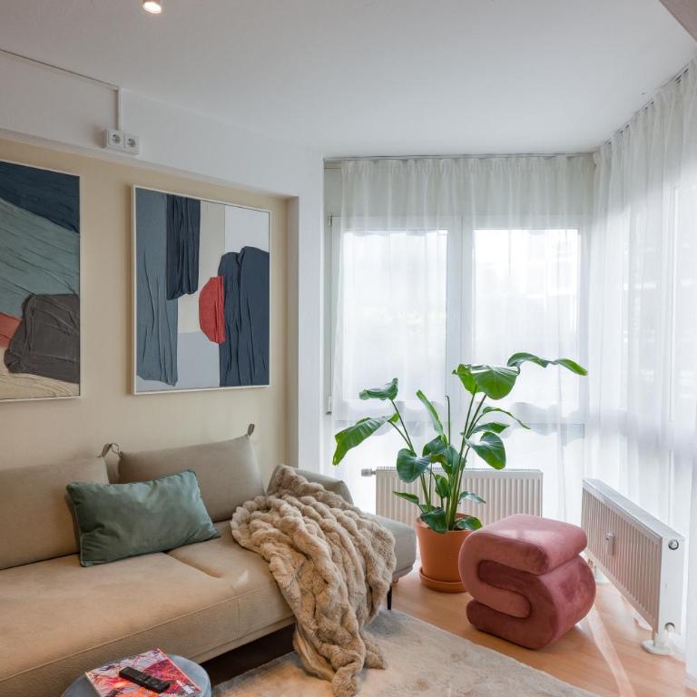 Valemi NEW Premium & Huge, 2Bathroom, SuperCentral, FreeParking, up to 8-16 Guests - Apartment mit 2 Schlafzimmern - 7